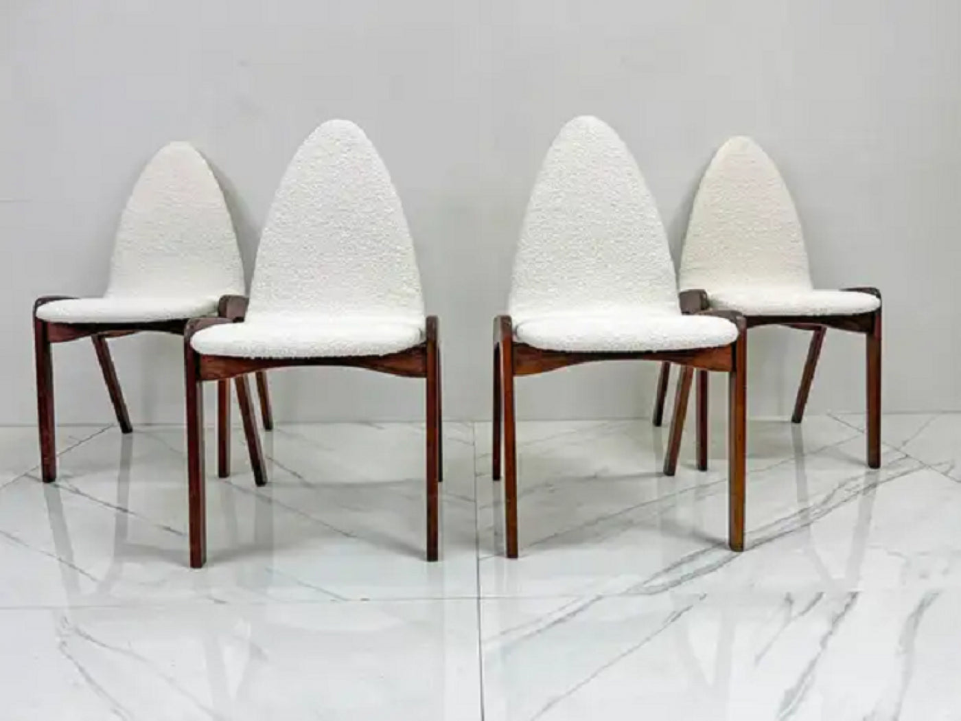 Set of 4 Mid Century Walnut Dining Chairs By Chet Beardsley in White Boucle