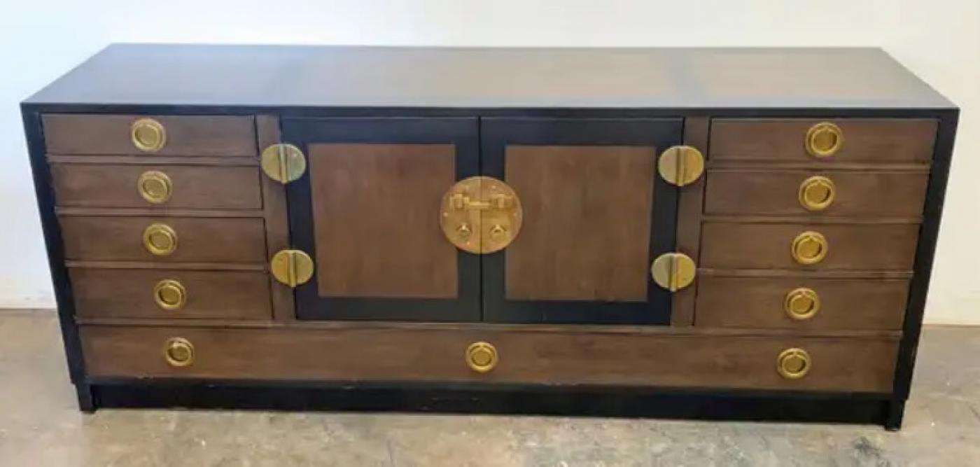 Edward Wormley for Dunbar Cabinet / Credenza in Mahogany and Walnut