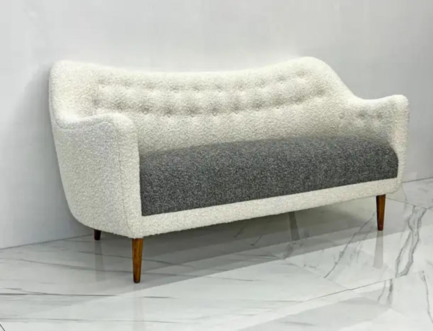 Rare Finn Juhl Bovirke BO64 Sofa in Fine Belgian Two-Toned Boucle