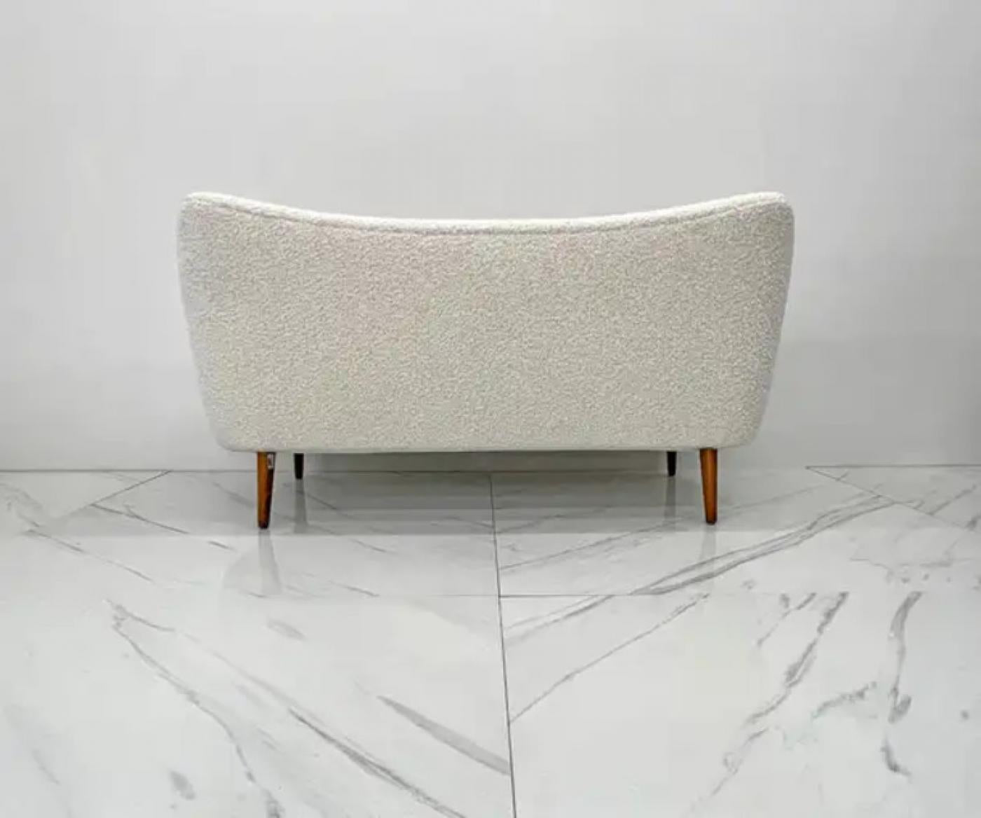 Rare Finn Juhl Bovirke BO64 Sofa in Fine Belgian Two-Toned Boucle