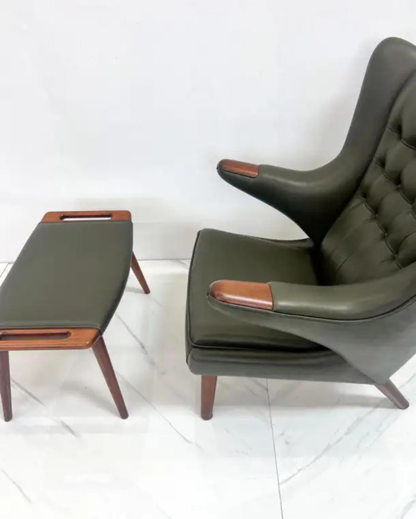 Hans J. Wegner AP19 Papa Bear Chair and Ottoman A.P. Stolen, Olive Green Leather