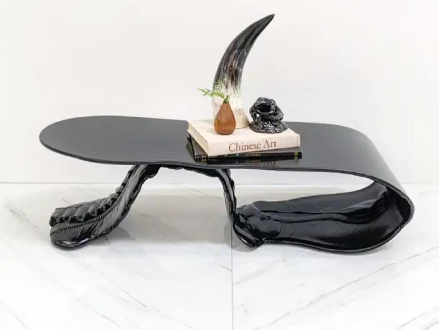 Louis Durot Tongue Coffee Table in Jet Black