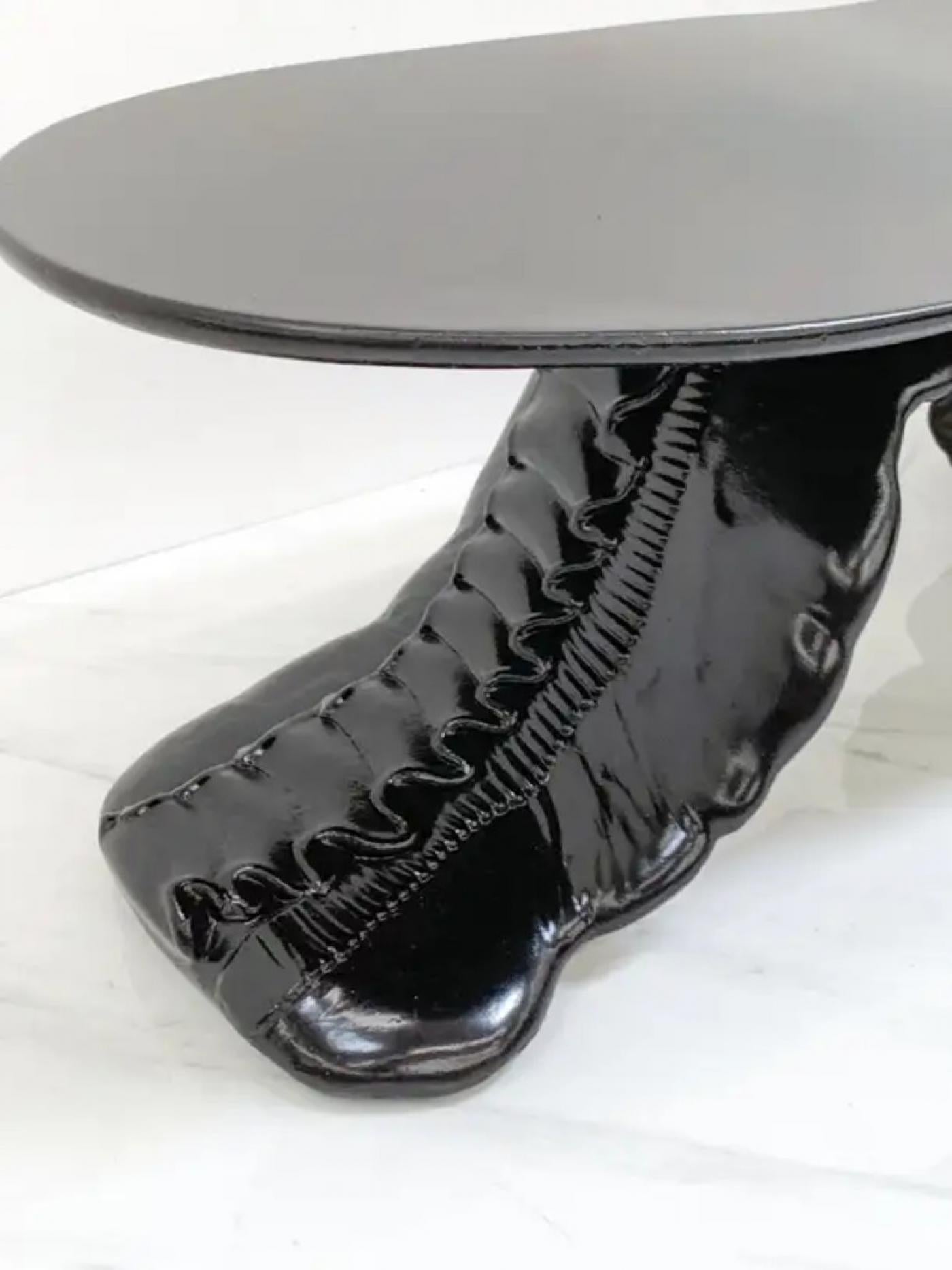 Louis Durot Tongue Coffee Table in Jet Black
