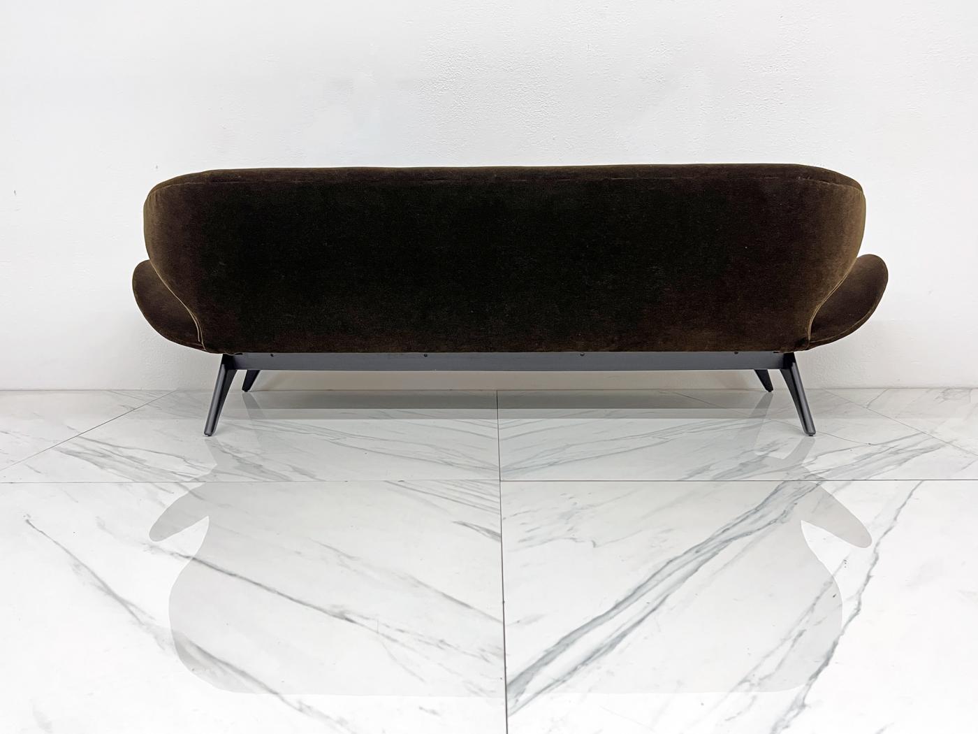 Luigi Tiengo No. 500-13 Sofa in Chocolate Mohair for Cimon Montréal, 1960's