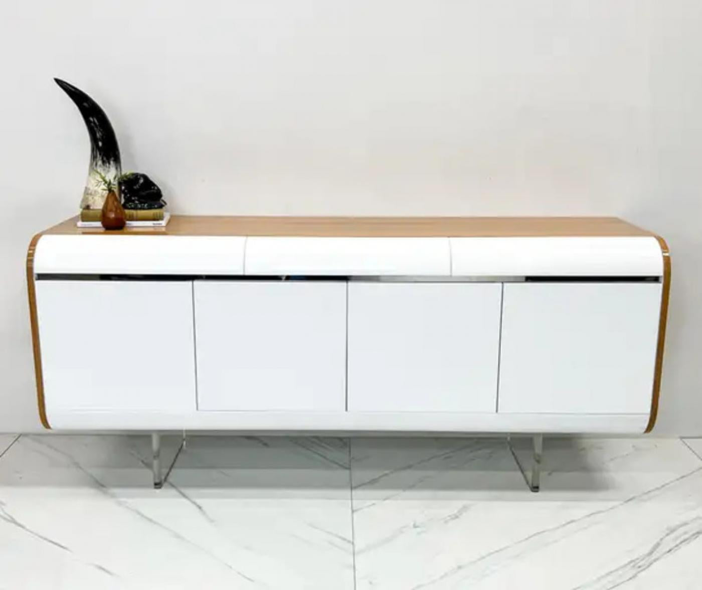 Rare Vladimir Kagan Credenza, Vladimir Kagan Designs, 1970s