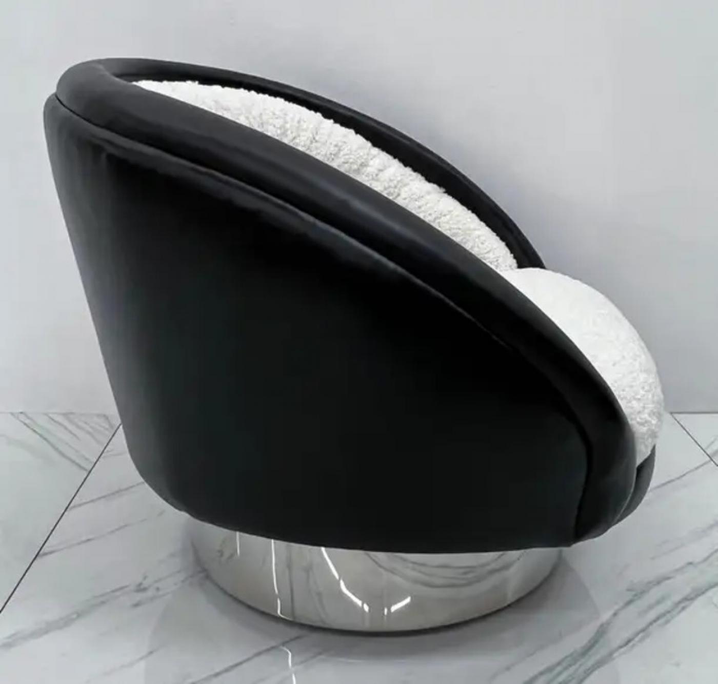 Vladimir Kagan Crescent Lounge Chair in Ivory Boucle and Black Leather, 1970's