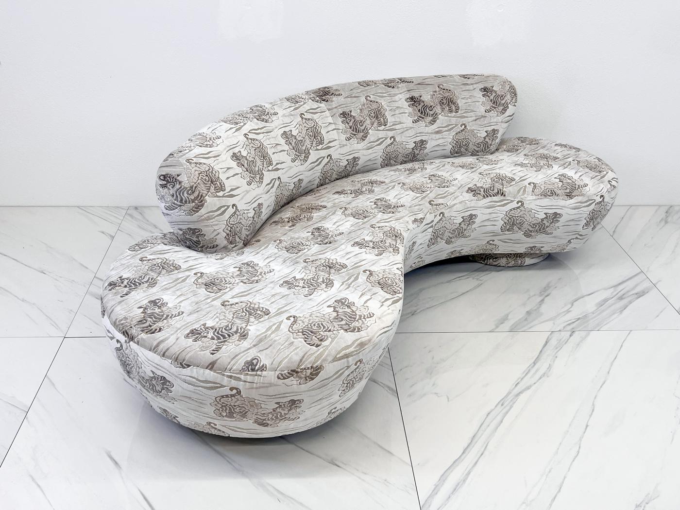Vladimir Kagan Serpentine Cloud Sofa, Directional, in Chinoiserie Tiger Velvet