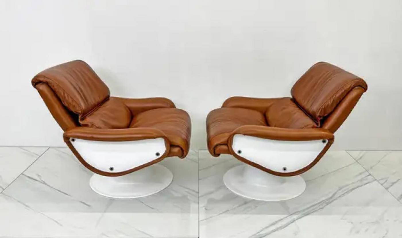 Yrjo Kukkapuro Saturn Lounge Chairs Model B-175-18, 1960s, Finland