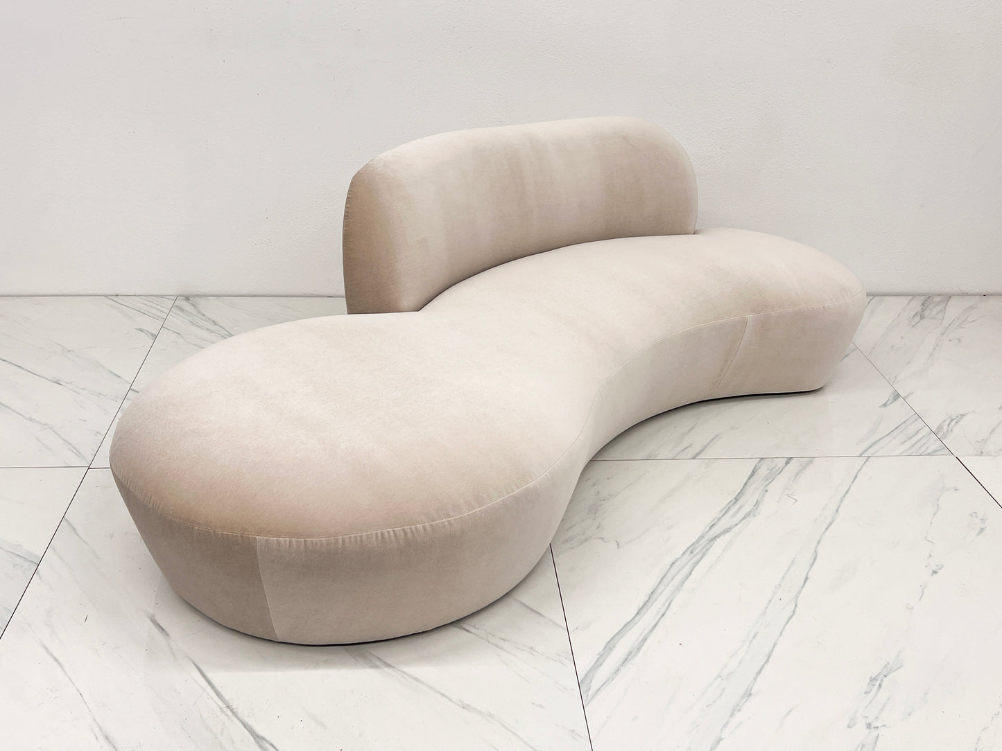 Vladimir Kagan Zoe Sofa in Light Tan Velvet, American Leather, 2000's