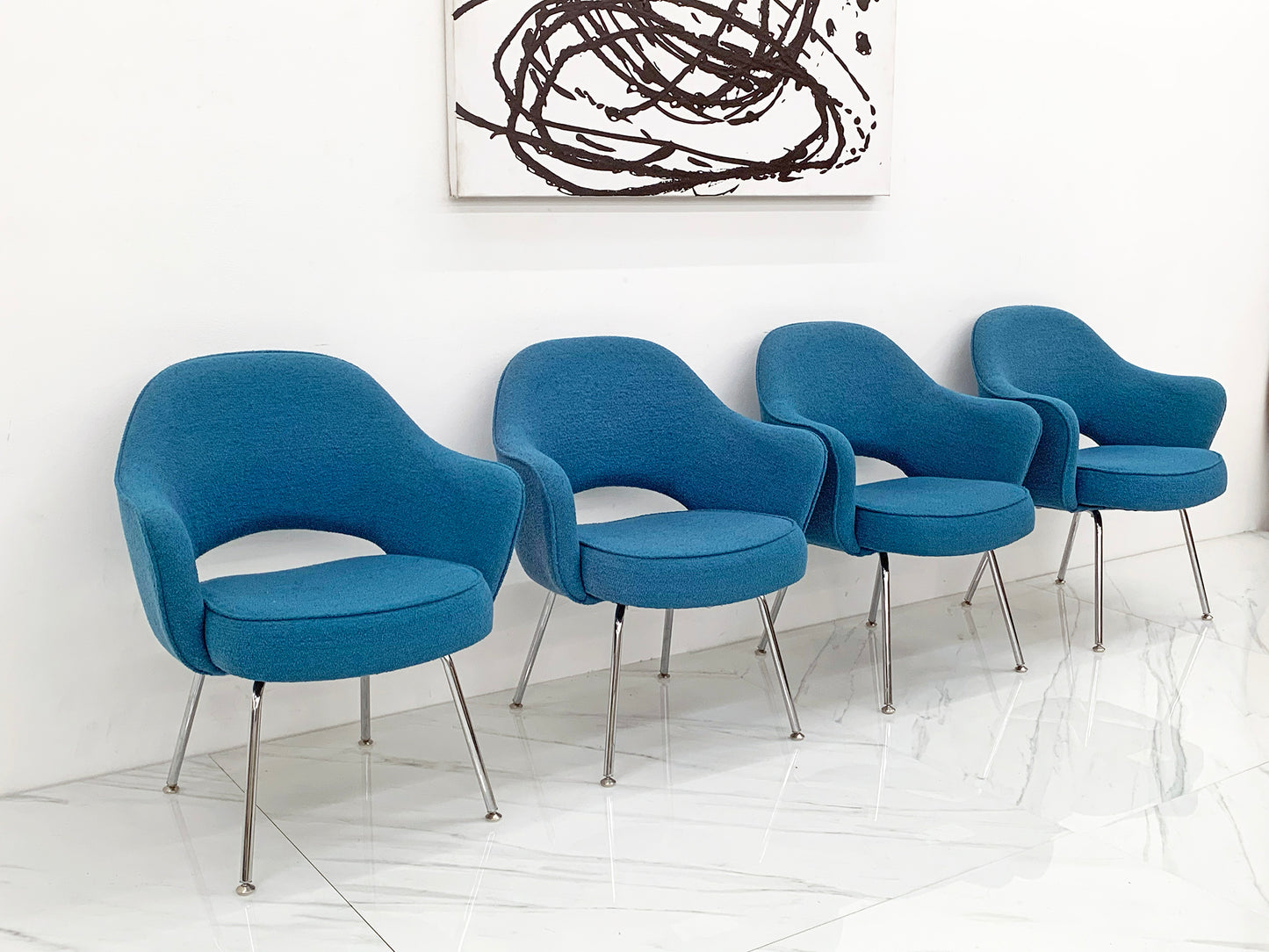 Eero Saarinen for Knoll Executive Armchair in Blue Classic Boucle