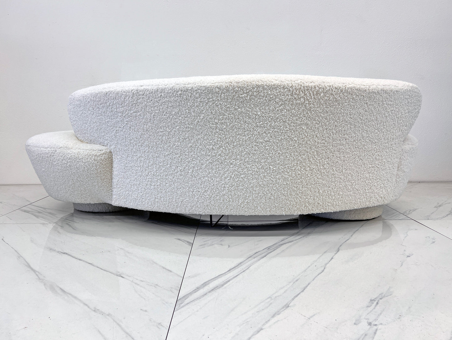 Vladimir Kagan Serpentine Cloud Sofa for Directional in Heavy Ivory Boucle