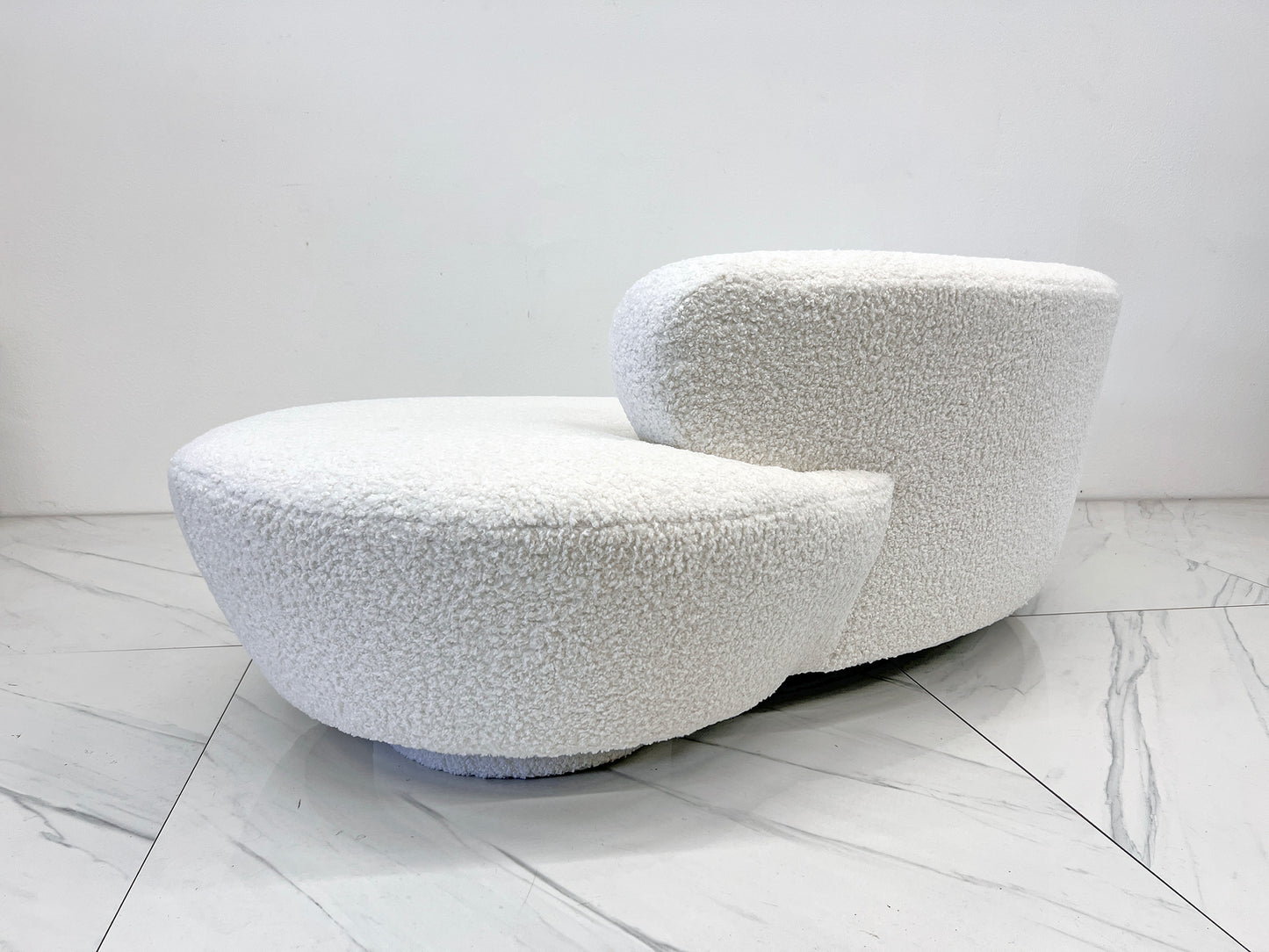 Vladimir Kagan Serpentine Cloud Sofa for Directional in Heavy Ivory Boucle