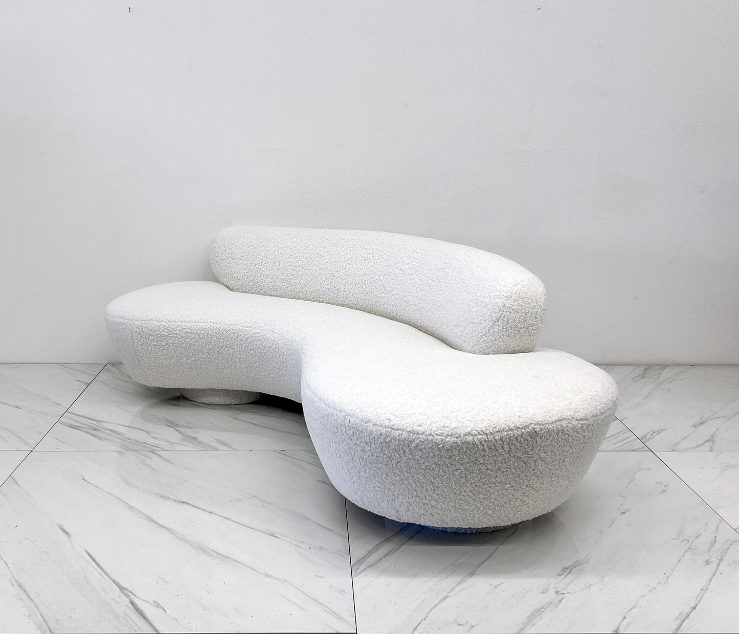 Vladimir Kagan Serpentine Cloud Sofa for Directional in Heavy Ivory Boucle
