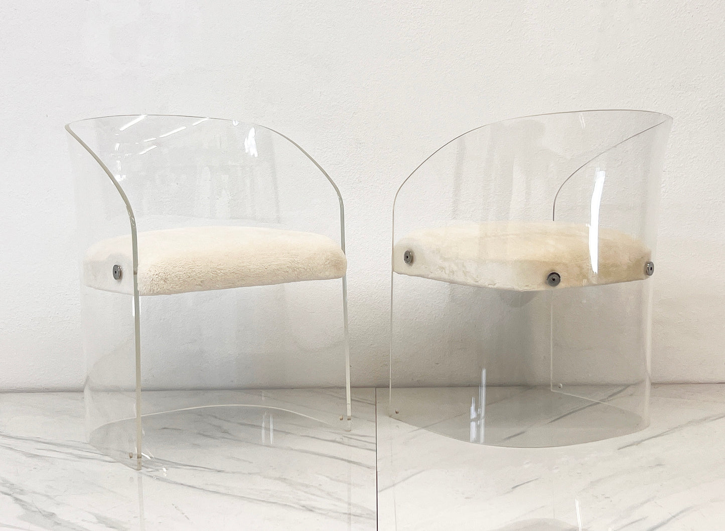 Vladimir Kagan Acrylic Barrel Lounge Chairs in Sheepskin, A Pair, 1970