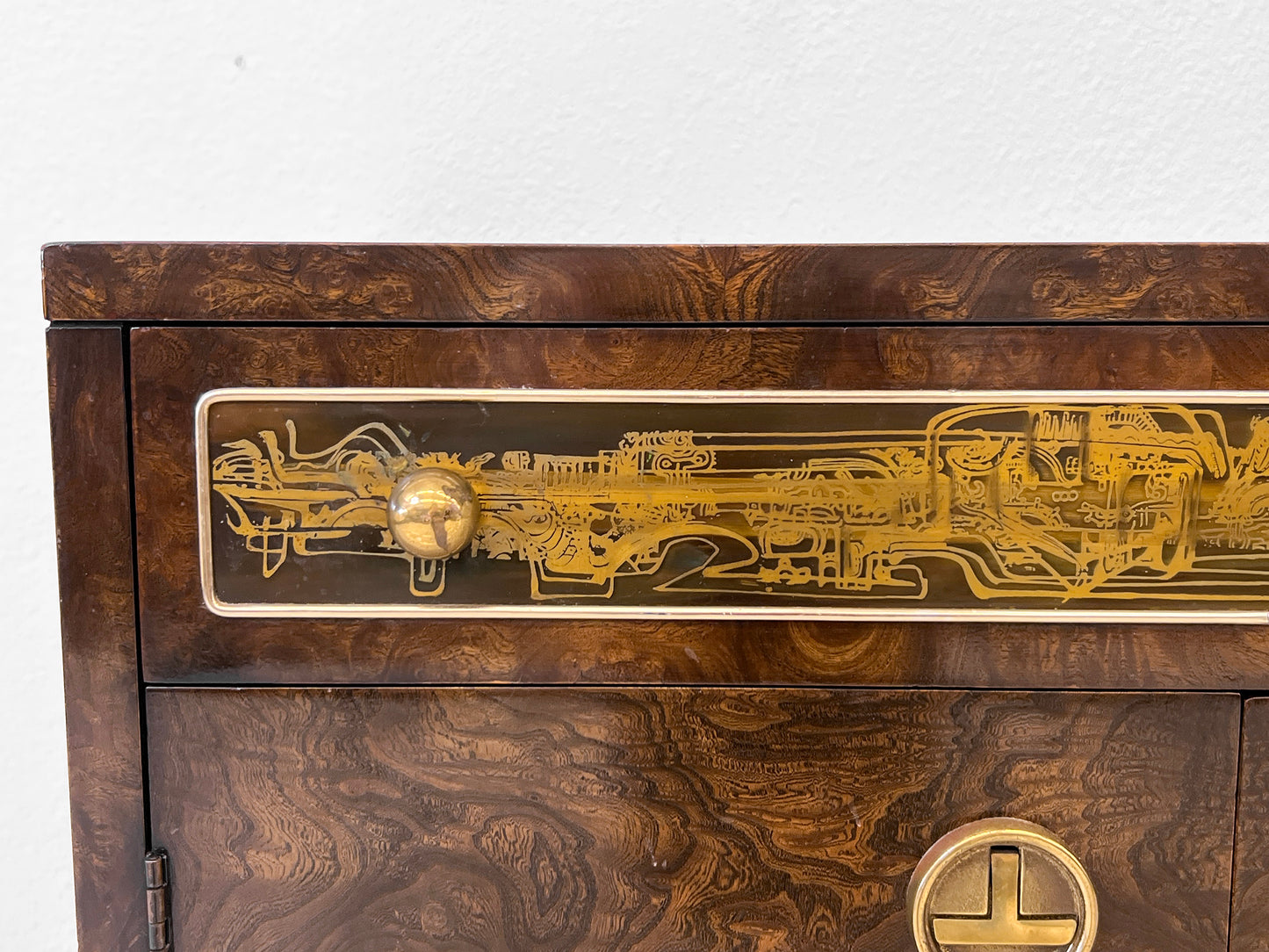 Bernhard Rohne Mastercraft Burl and Acid Etched Brass Nightstands, 1970's