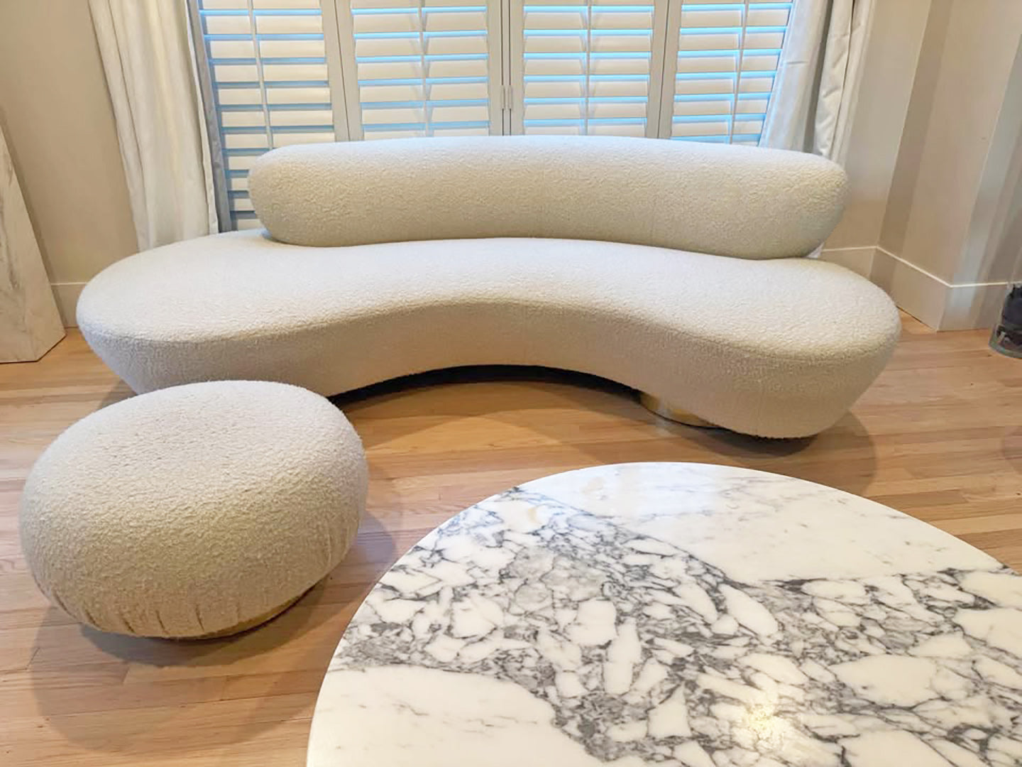 Vladimir Kagan Serpentine Cloud Sofa & Pouf in Boucle and Brass, Directional