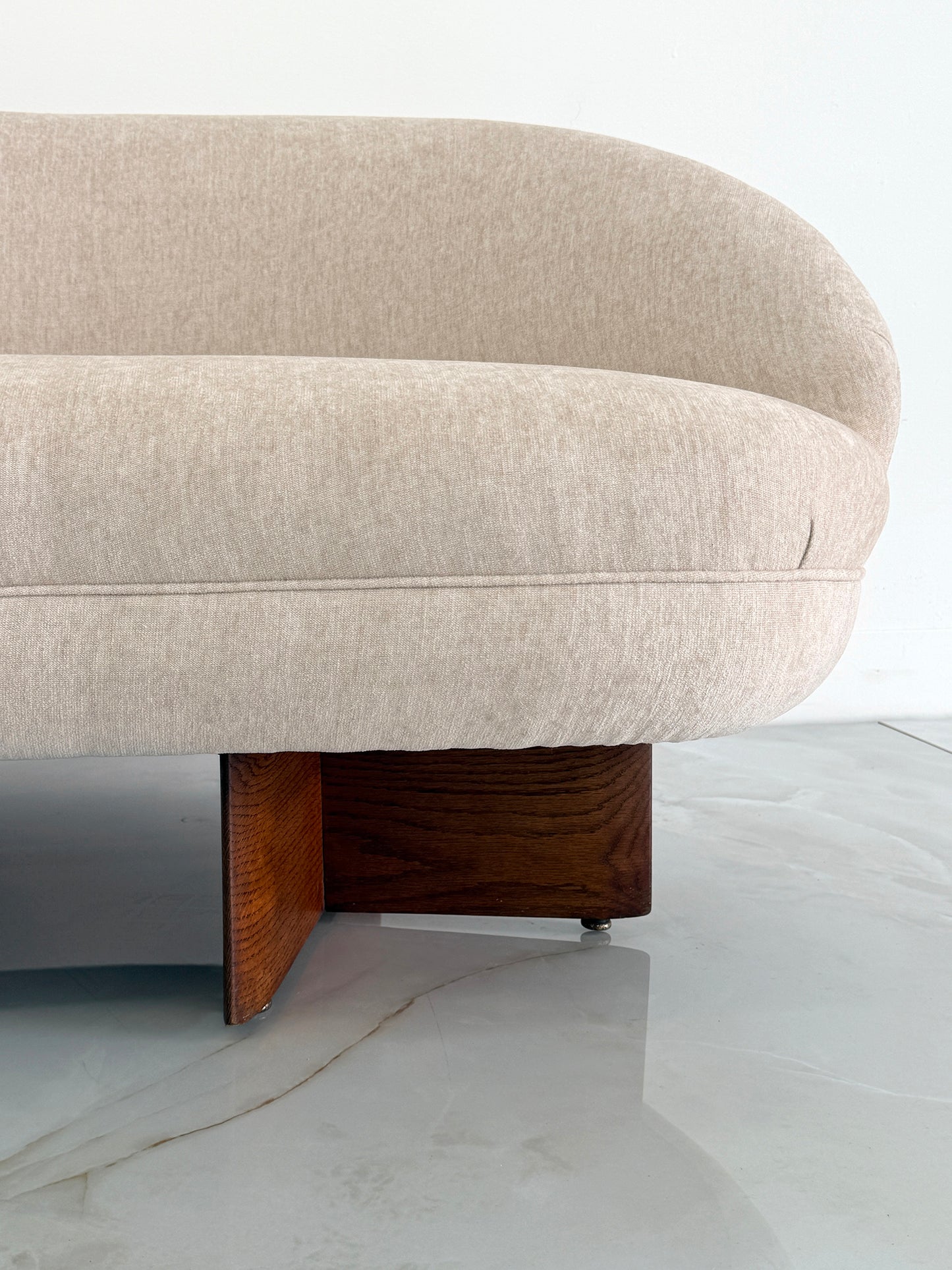 Vladimir Kagan for Kagan-Dreyfuss Inc. Model '6999' Loveseat, Chenille, 1950's