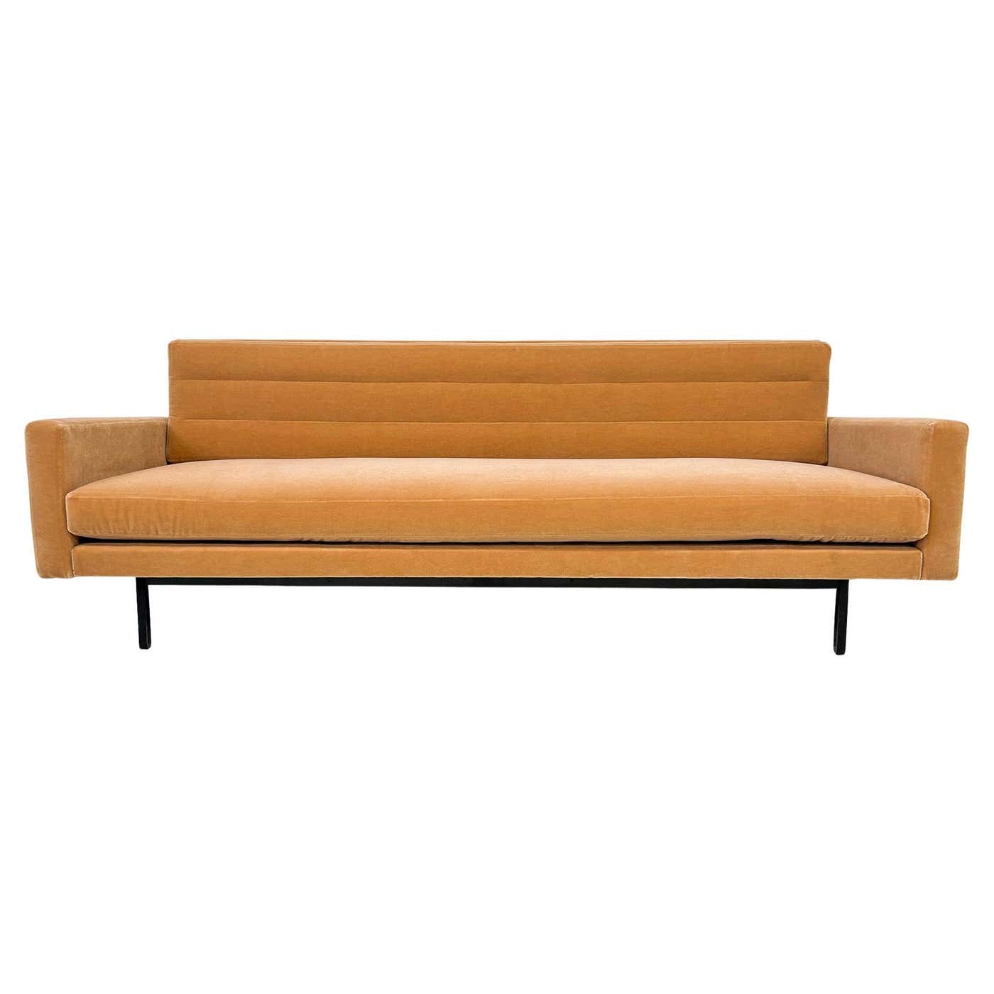 Early Richard Schultz Sofa / Daybed in Mohair, Model 704, Knoll, 1950's