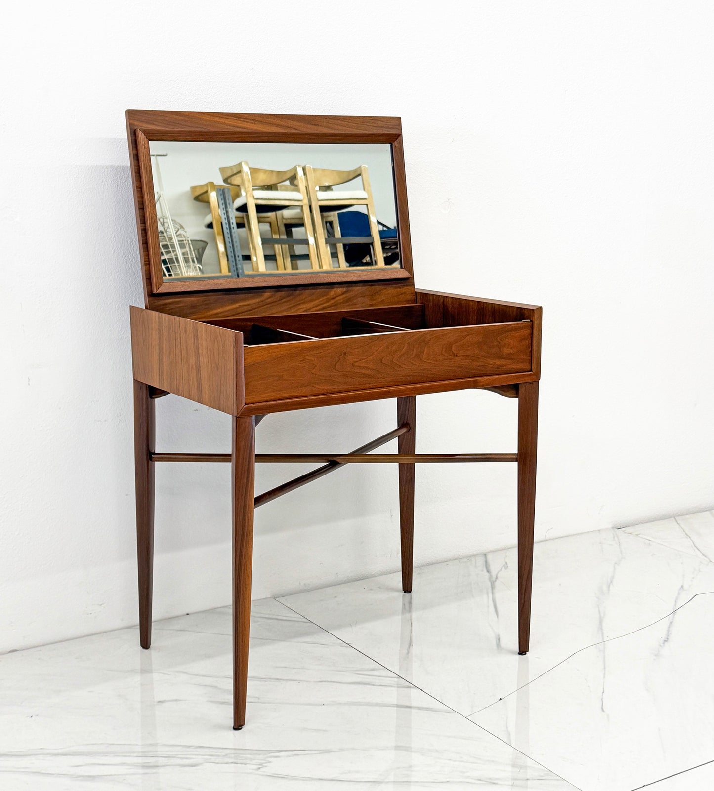 George Nakashima Dressing Table, Vanity, Origins, Widdicomb - Mueller, 1957