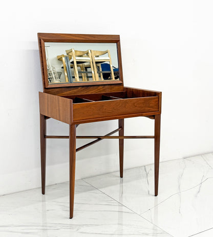 George Nakashima Dressing Table, Vanity, Origins, Widdicomb - Mueller, 1957