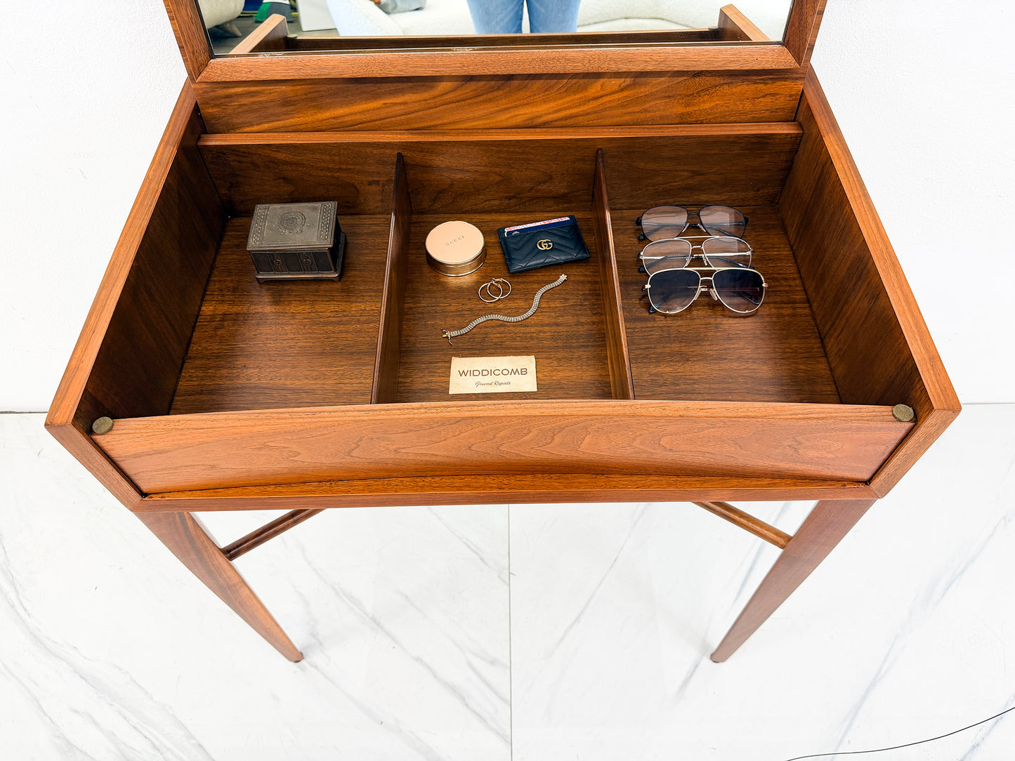 George Nakashima Dressing Table, Vanity, Origins, Widdicomb - Mueller, 1957