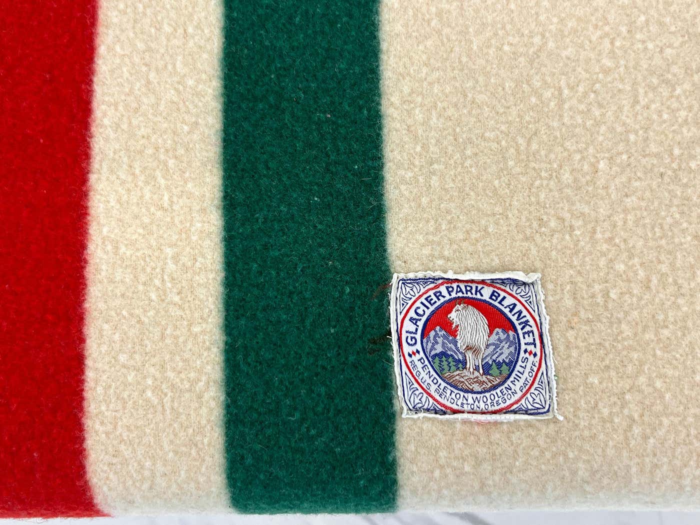Massimo losa Ghini Plana Bench, in 1930's Pendleton Glacier Park Blanket