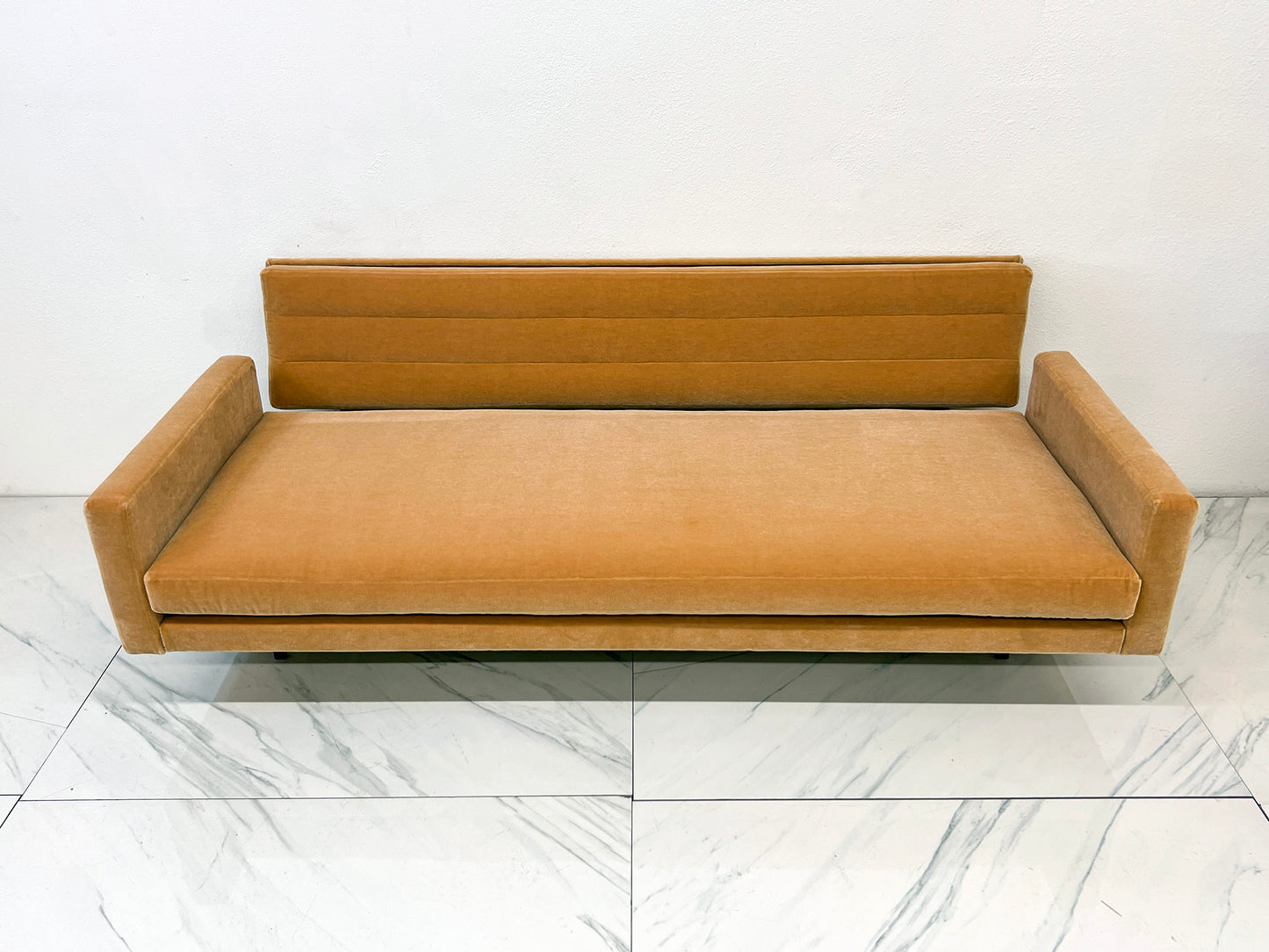 Early Richard Schultz Sofa / Daybed in Mohair, Model 704, Knoll, 1950's