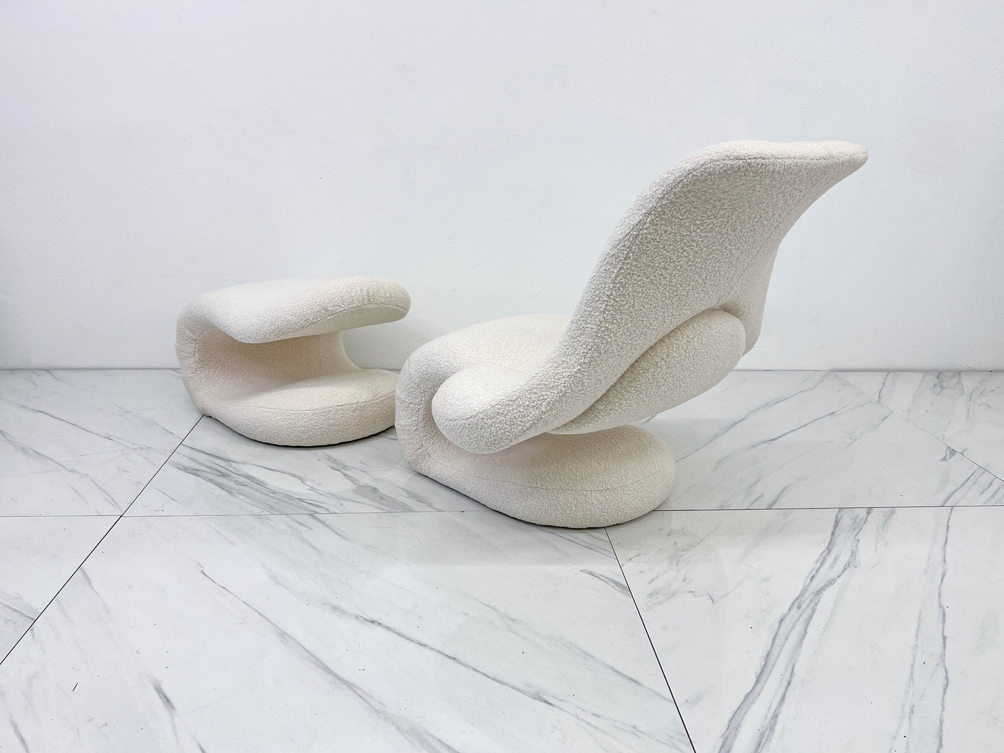 Vittorio Introini Relax Armchair & Footrest, Belgian Boucle, Felice Rossi, 1978